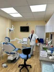 ד"ר סריברינסקי - בדיקת שיניים בבת ים