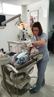 מרפאת שיניים. " דר אבו גאמע שחדה " - בדיקת שיניים בשדרות